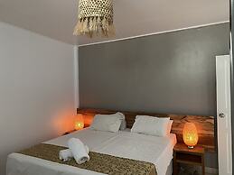 Chantillys on the Bay