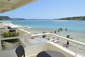 Chantillys on the Bay