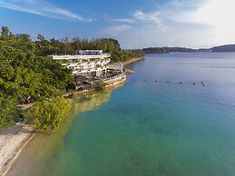 Chantillys on the Bay