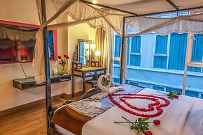 Boss Suites Nana Hotel