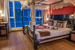 Boss Suites Nana Hotel