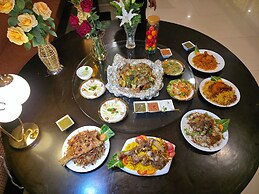 Boss Suites Nana Hotel