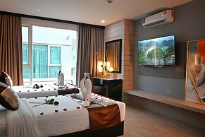 Boss Suites Nana Hotel