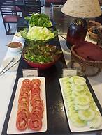 Boss Suites Nana Hotel