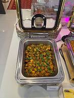 Boss Suites Nana Hotel