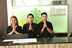 Boss Suites Nana Hotel