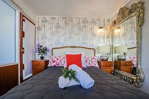 1770 Sovereign Lodge Resort