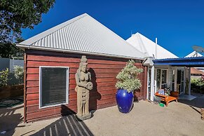 1770 Sovereign Lodge Resort