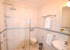 Hotel Cachet Adults Only