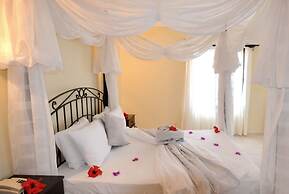 Hotel Cachet Adults Only