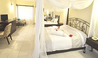 Hotel Cachet Adults Only