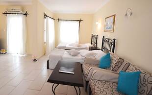 Hotel Cachet Adults Only