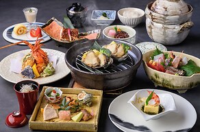 Toba Hotel International