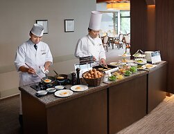 Toba Hotel International