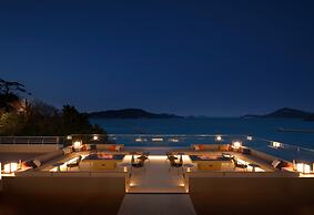 Toba Hotel International