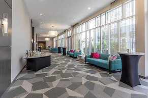 Aloft Jacksonville Tapestry Park