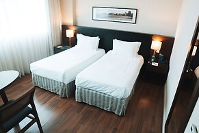 Golden Tulip Porto Vitória