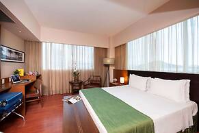 Golden Tulip Porto Vitória