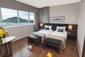 Golden Tulip Porto Vitória