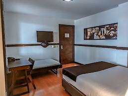 Hotel Charlotte Suite 26