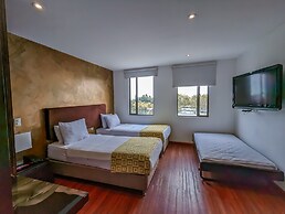 Hotel Charlotte Suite 26