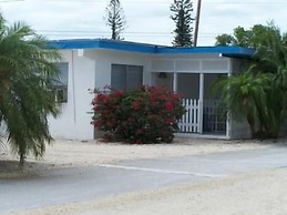 Floating Sea Cove Resort & Marina