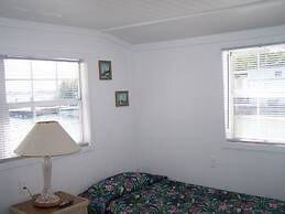 Floating Sea Cove Resort & Marina