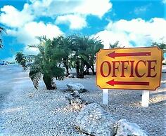 Floating Sea Cove Resort & Marina