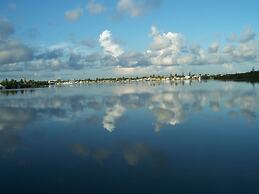 Floating Sea Cove Resort & Marina