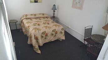 Floating Sea Cove Resort & Marina