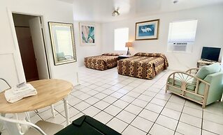 Floating Sea Cove Resort & Marina