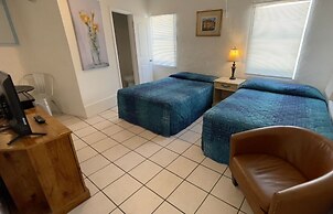 Floating Sea Cove Resort & Marina