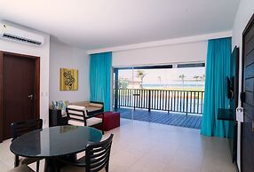 Dom Pedro Laguna Beach Resort & Golf by WAM Experience