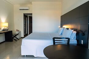 Dom Pedro Laguna Beach Resort & Golf by WAM Experience