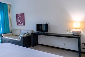 Dom Pedro Laguna Beach Resort & Golf by WAM Experience