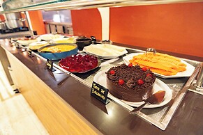 Dom Pedro Laguna Beach Resort & Golf by WAM Experience