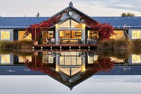 Matuka Luxury Lodge
