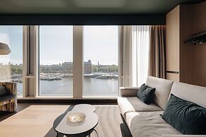DoubleTree by Hilton Amsterdam Centraal Station