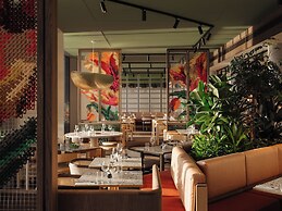 DoubleTree by Hilton Amsterdam Centraal Station