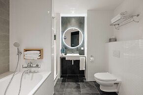 DoubleTree by Hilton Amsterdam Centraal Station