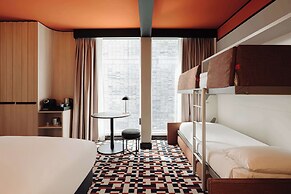 DoubleTree by Hilton Amsterdam Centraal Station