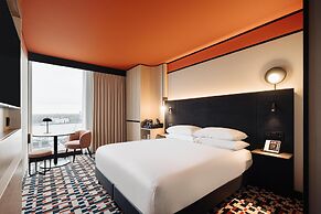 DoubleTree by Hilton Amsterdam Centraal Station