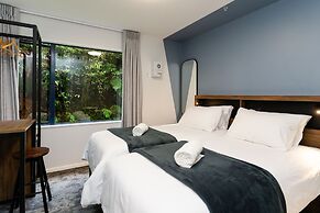 Haka House Franz Josef