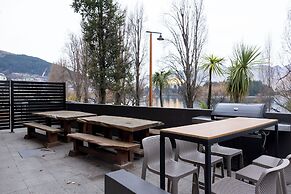 Haka House Queenstown Lakefront