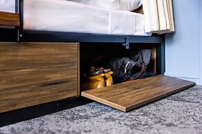 Haka House Queenstown Lakefront