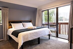 Haka House Queenstown Lakefront