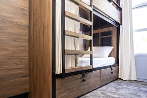 Haka House Queenstown Lakefront