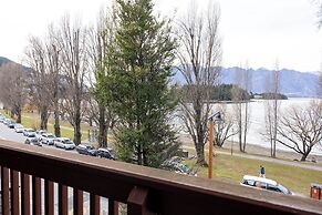 Haka House Queenstown Lakefront