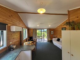 Off The Beaten Trail Accommodation & Bike Tours