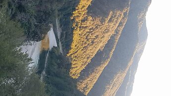 Off The Beaten Trail Accommodation & Bike Tours